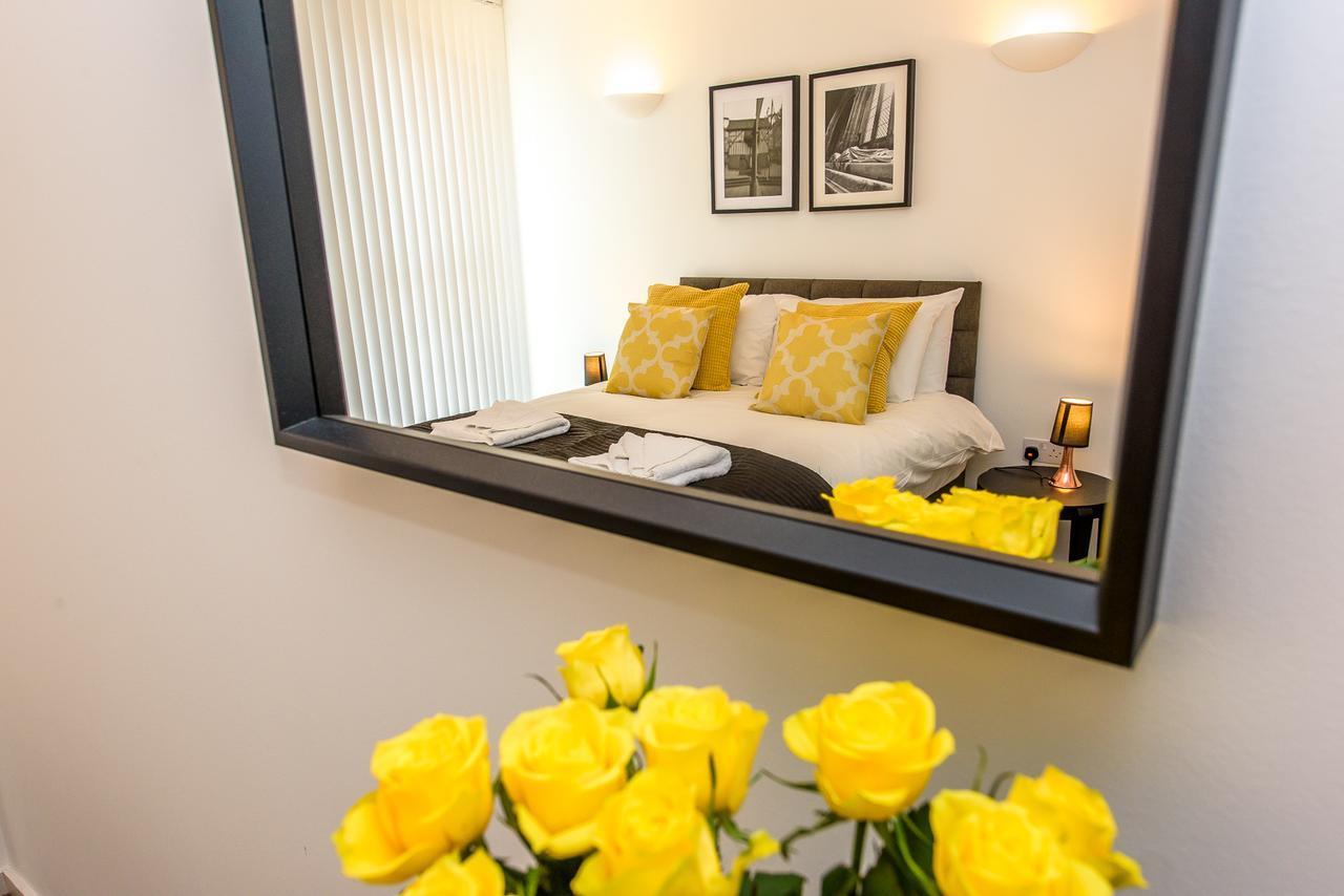 Approved Serviced Apartments Skyline Manchester Exterior foto