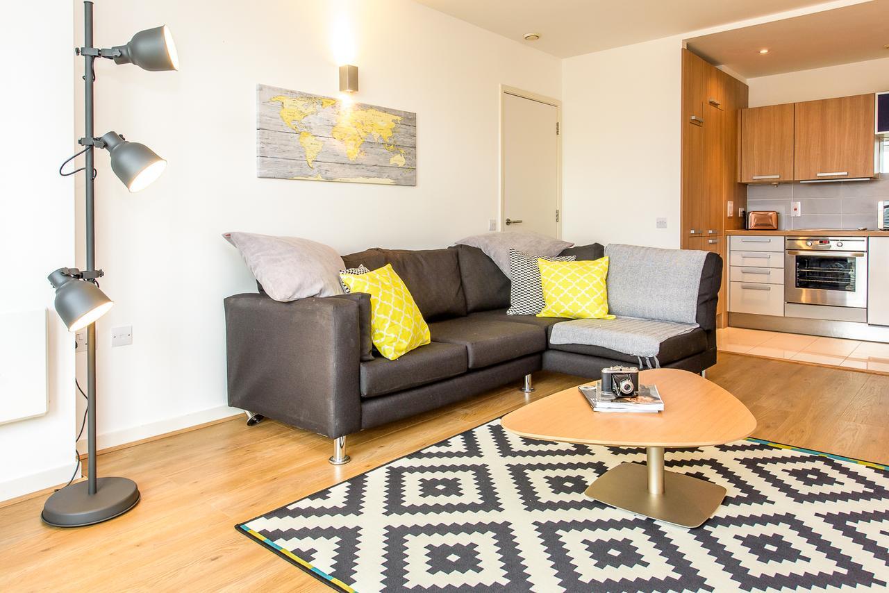 Approved Serviced Apartments Skyline Manchester Exterior foto