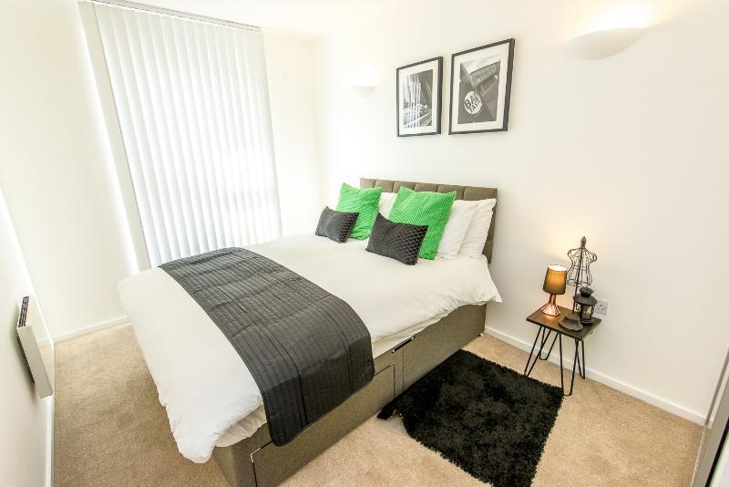 Approved Serviced Apartments Skyline Manchester Exterior foto